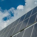 Nowe materiały i technologie w produkcji paneli fotowoltaicznych